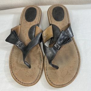 Boc Born Concepts Sandals with faux leather metallic bow Size 9